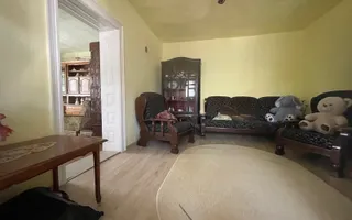 Oază de liniște aproape de Oradea | Casă renovată cu grădină și garaj - Poză 15