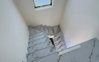 Casa Individuala - 4 camere - 300 MP TEREN-STR.MIORITA - Poză 12