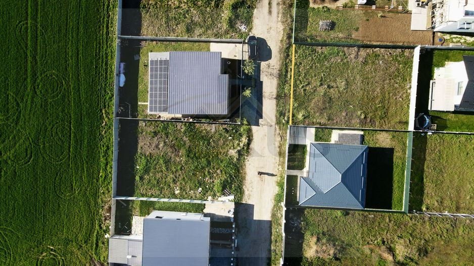 Terenuri 330–404 mp în Berceni (Vidra) – între case, acces rapid - Poză 3