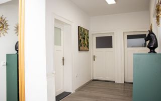 Apartament 3 camere | Etaj 1 | Renovat | Curte | Central - Poză 16