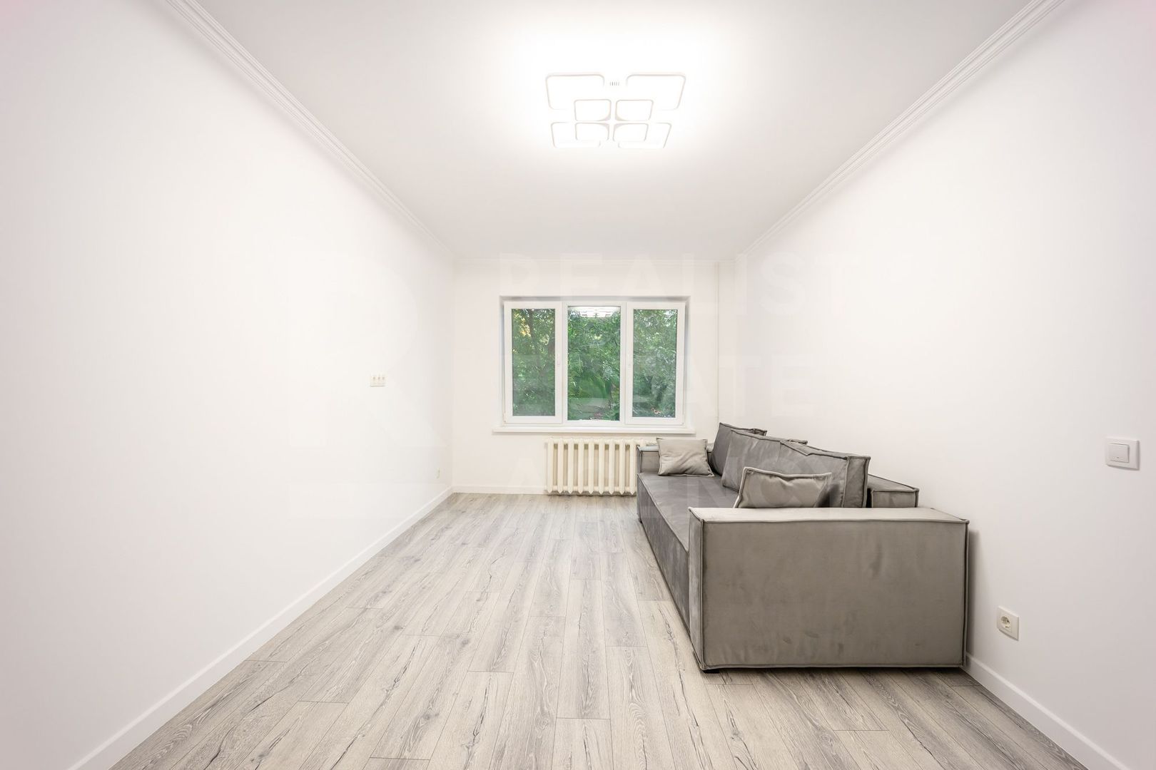 Vânzare, apartament 33.2 mp, str.Ginta Latină, Ciocana - Poză 2