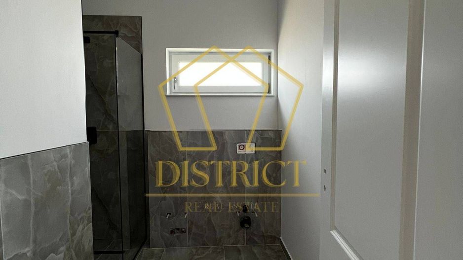 Duplex 5 camere despartit prin camera tehnica | Ghiroda - Poză 13