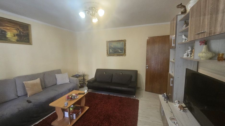 Apartament 4 camere, etaj 1 – Exercițiu, lângă Poștă - Poză 20