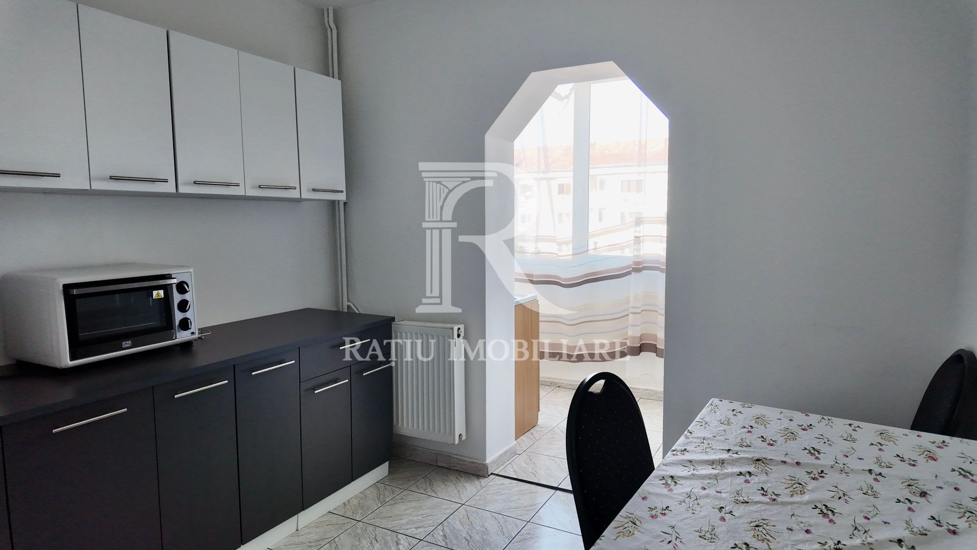 Apartament 3 camere cu 2 băi | Parcul Salca | Oradea - Poză 2