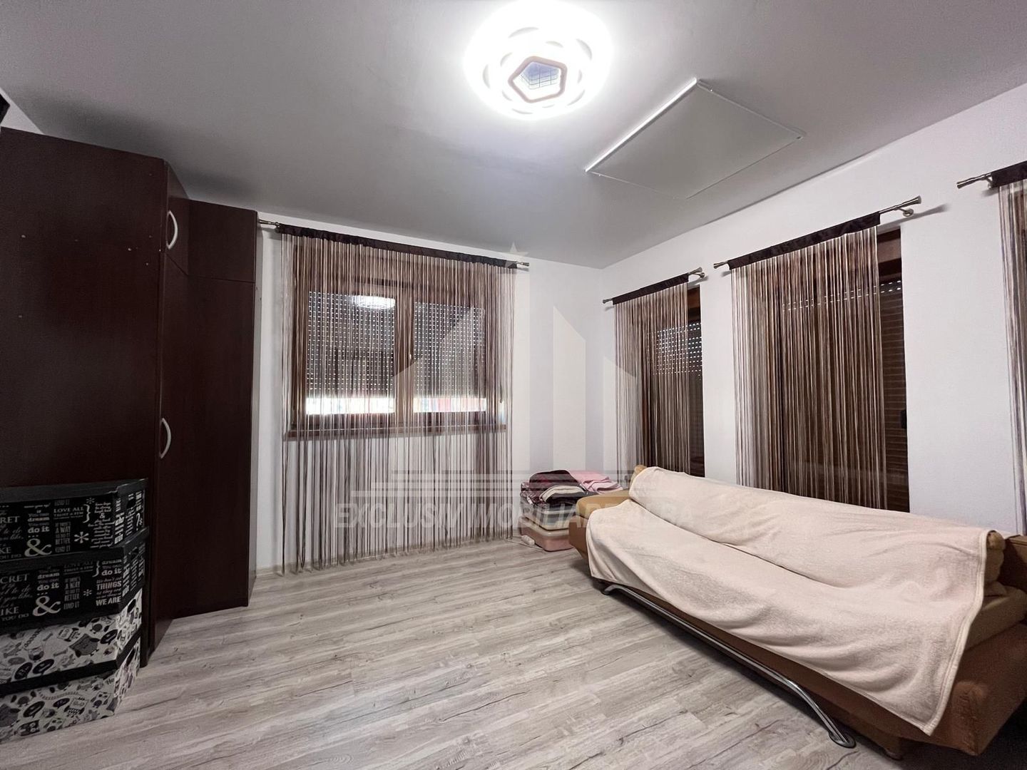 Casa individuala renovata, Lipoveni - Poză 5