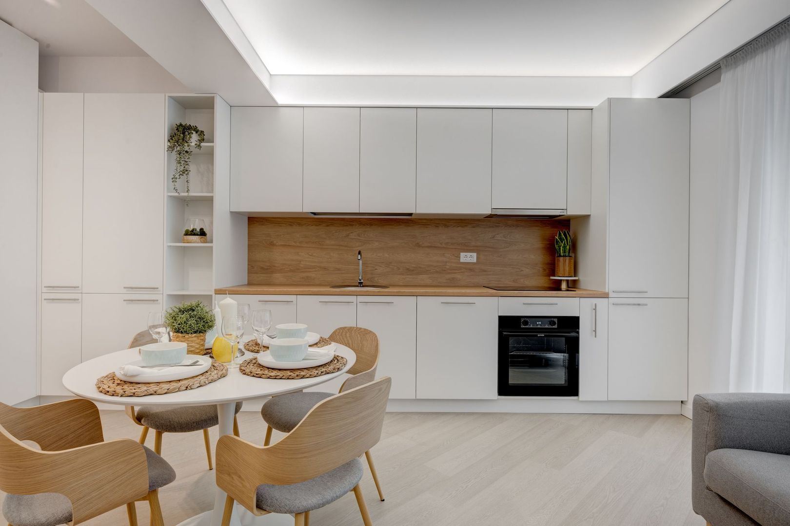 Apartament 2 camere splendid, prima inchiriere, Cortina North Pipera - Poză 3
