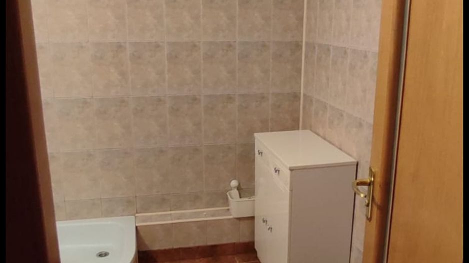 Inchiriere apartament 3 camere Rahova - Modoran Ene - Poză 11