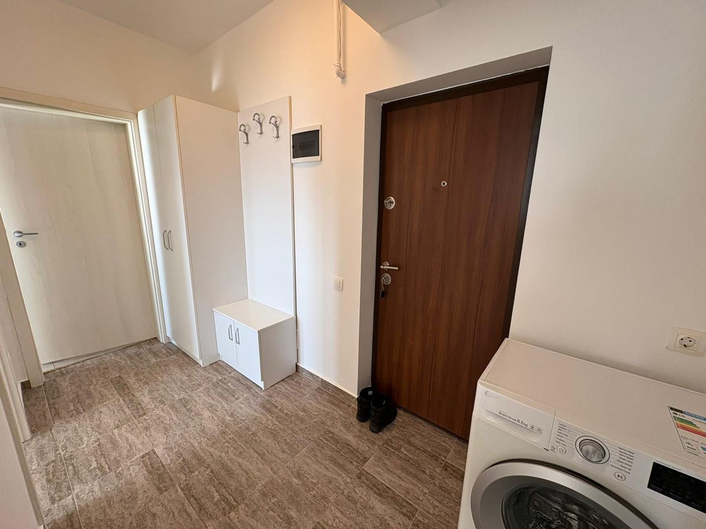 AP. 2 CAMERE APARATORII PATRIEI, NOU, CENTRALA, PARCARE, METROU 9 MIN - Poză 8