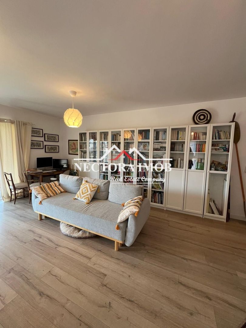 NECTORA IMOB Exclusivitate-Apartament SUPERB 3 cam cu TEREN si terasa - Poză 2