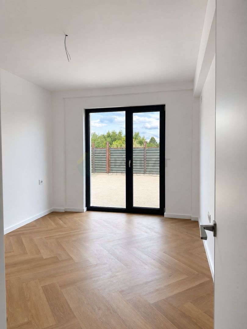 Casa Parter in Complex Finalizat - Poză 9
