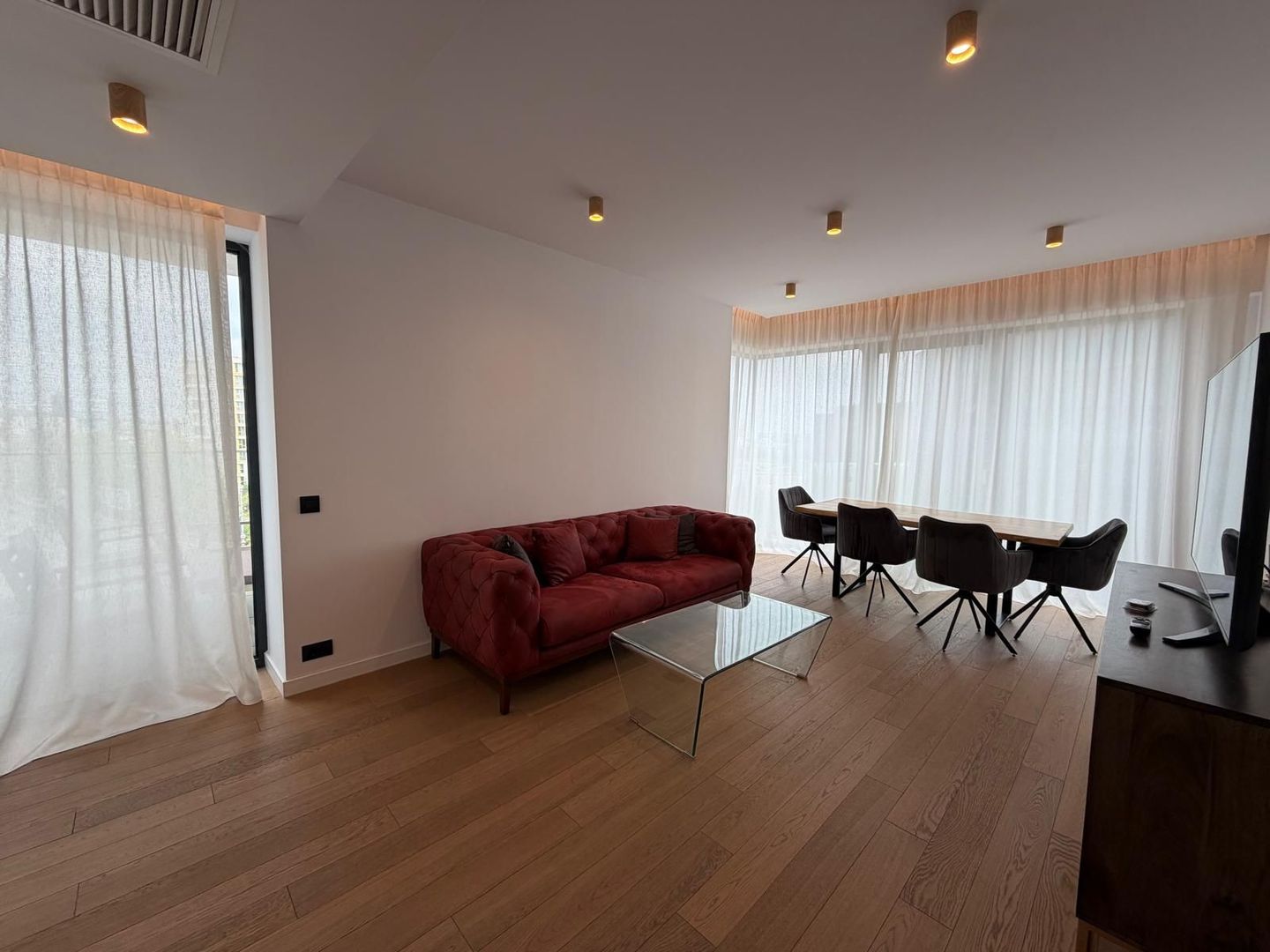 Apartament modern 2 camere I One Herastrau Towers I Complet mobilat - Poză 3
