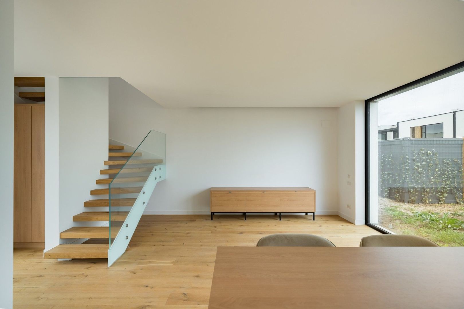 Vila duplex cu 3 camere - preluare leasing - Poză 4