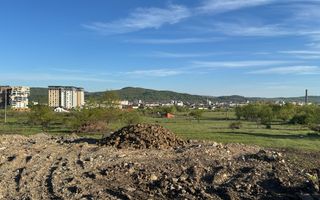Teren intravilan 2000 mp-ideal constructie case-Zona Subcetate - Poză 1