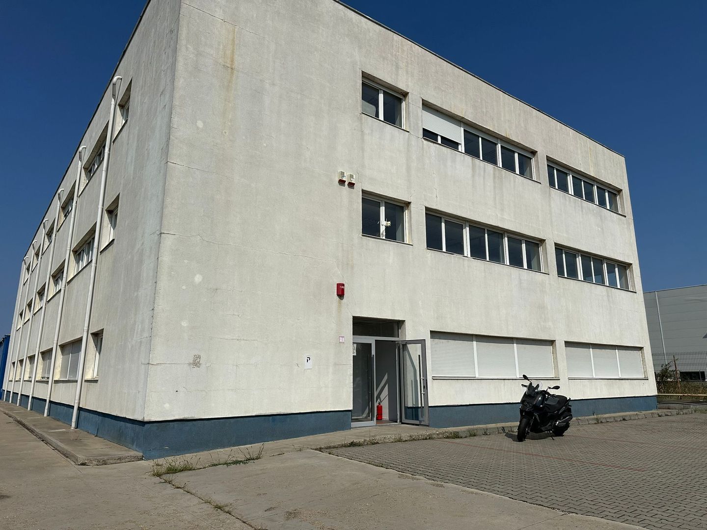 Spatiu depozitare - logistica 2.519 mp si birouri Chiajna A1 - Poză 3