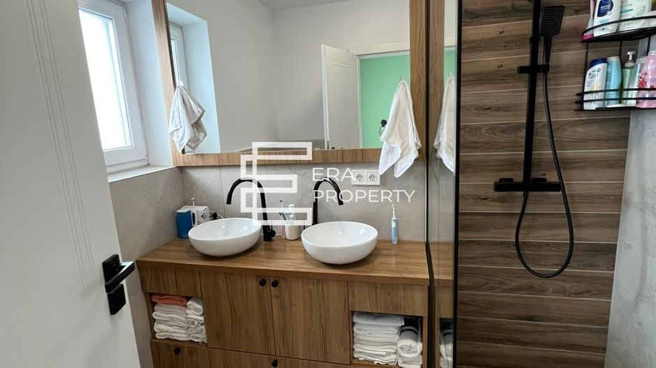 Casa individuala - 4 camere- teren 400 - garaj- zona Viile Sibiului - Poză 16