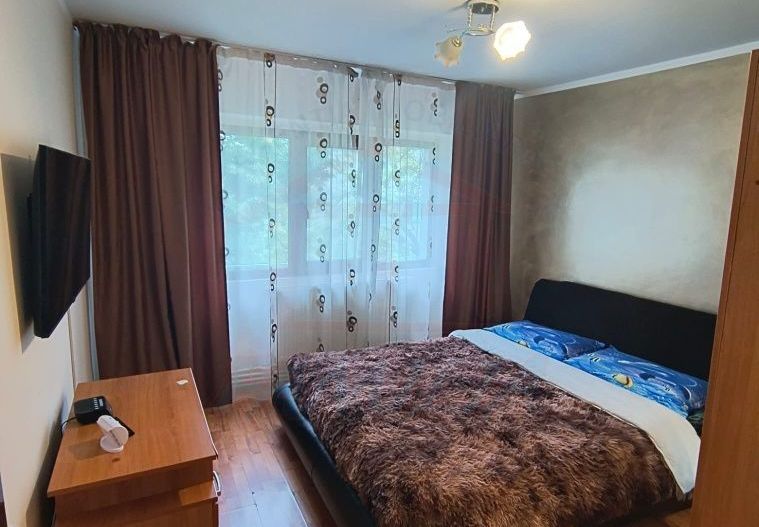 Vanzare apartament 3 camere, Micro 16, 70 mp, 85.000 EURO - Poză 5