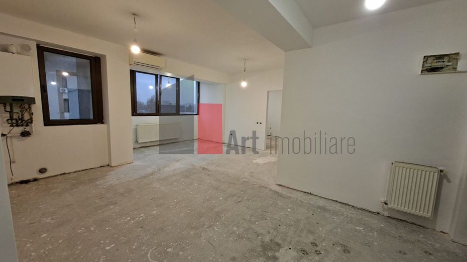 Vânzare apartament semidecomandat 2 camere Metalurgiei - Poză 15