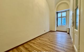 Birou renovat situat in Piata Unirii - Tribunal - Poză 13