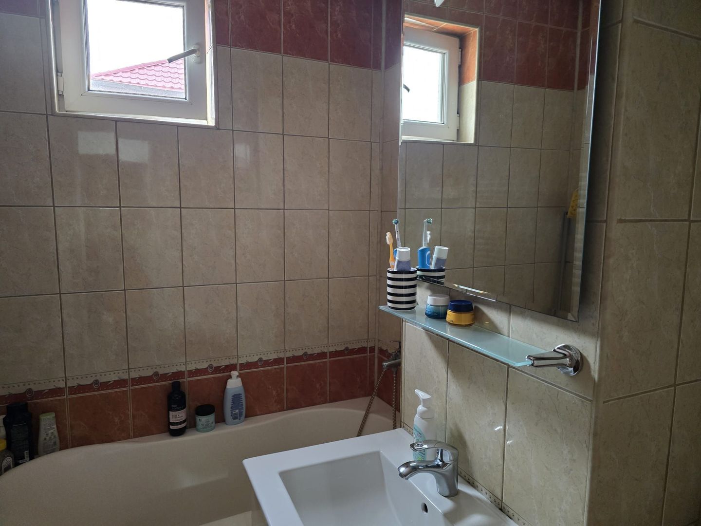 LOC. RACACIUNI,  APARTAMENT 3 CAMERE - Poză 19