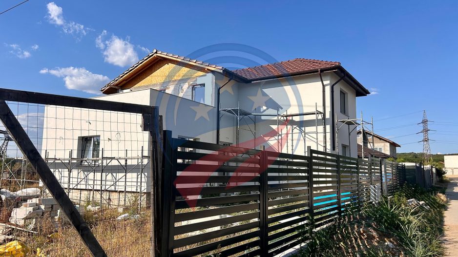 Vilă cu 4 camere de vânzare in Craiova - Poză 19