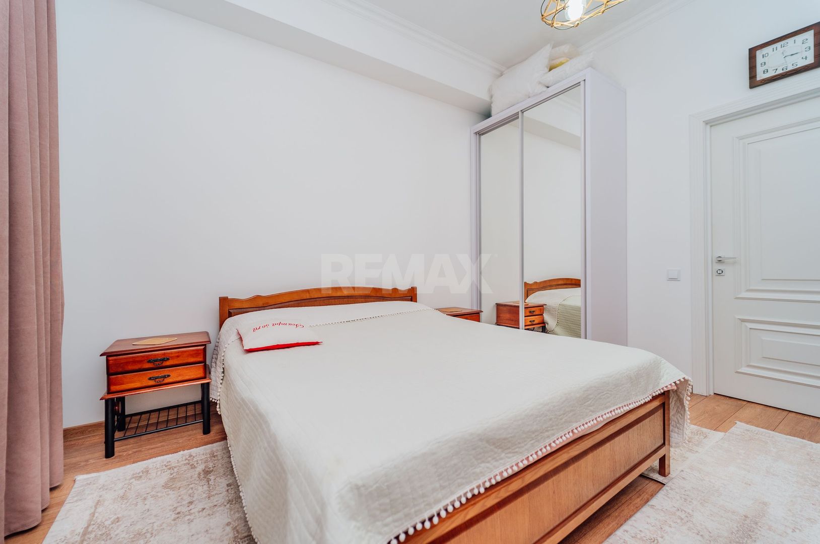 Apartament cu 2 camere, Centru - Poză 11