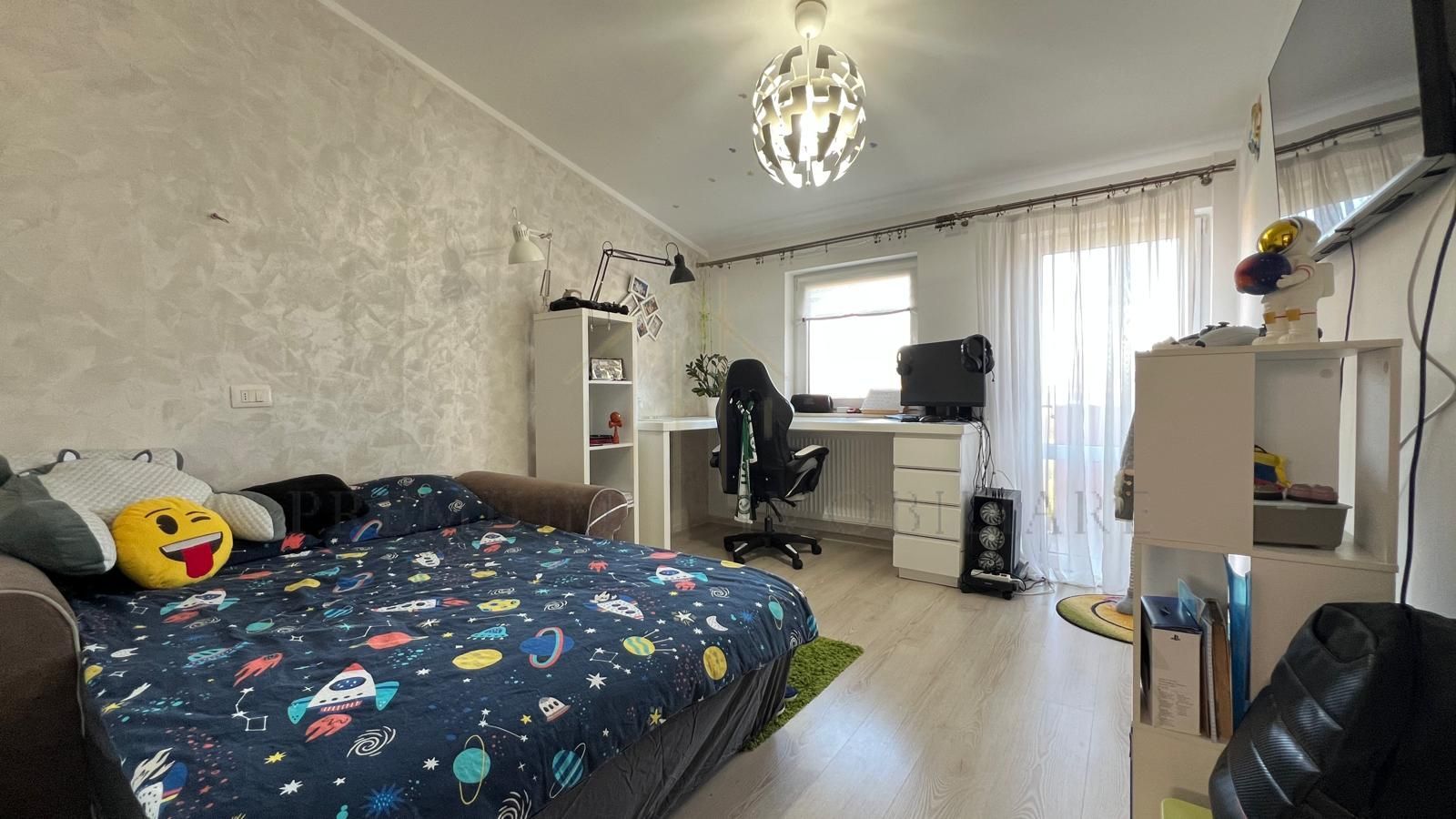 Casa de vanzare in Onesti - Poză 6