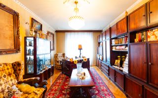 Vila multifunctionala langa Montessori House - Poză 7