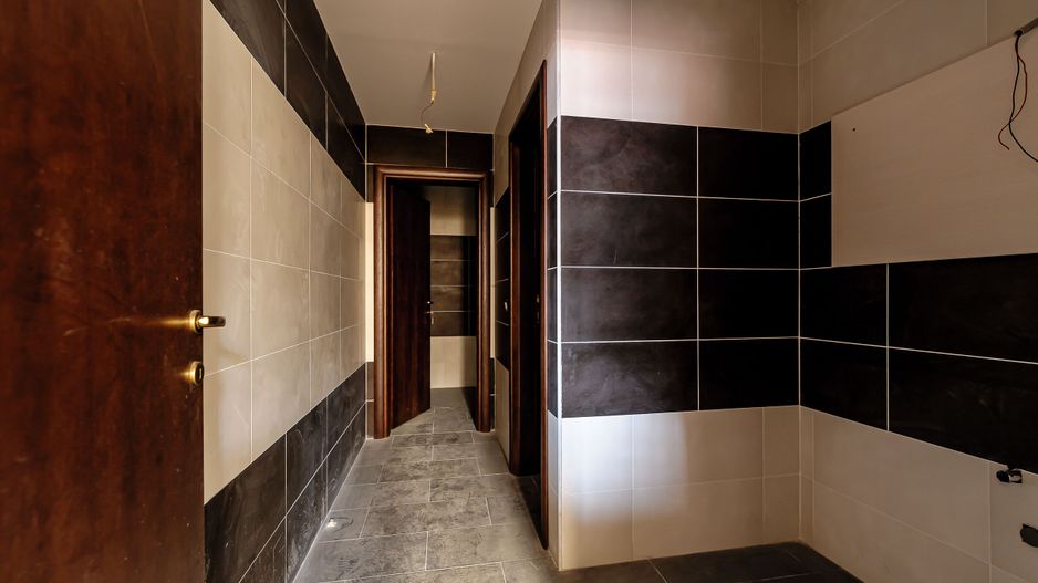 Clădire comercială în zona Grădiște. - Poză 3