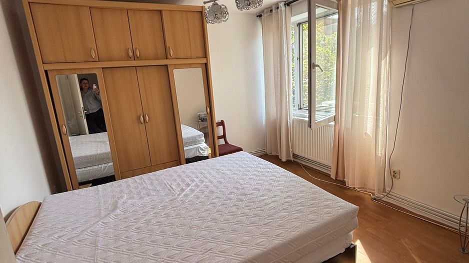 Apartament 3 camere zona Medicina - Poză 5
