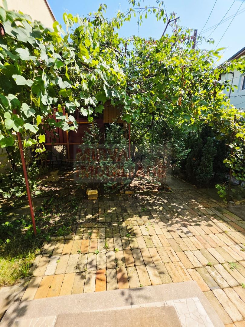 Casă 4 camere, teren 315 mp, garaj – Cantacuzino, Ploiești - Poză 42