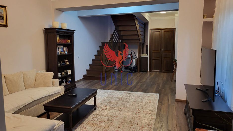 Vila LUX cartier George Enescu - Poză 1