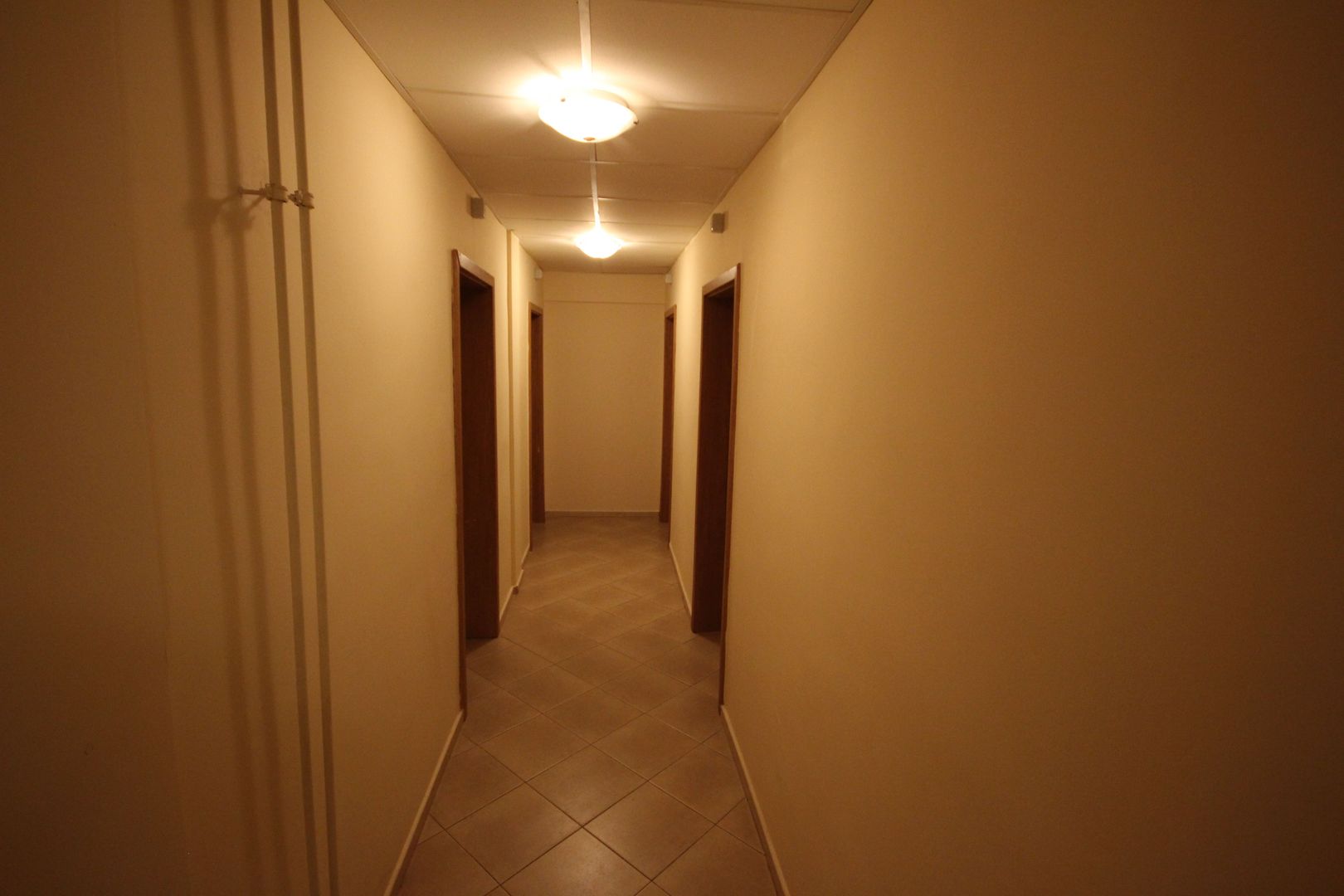 Vila  destinatie camin batrani - Poză 35