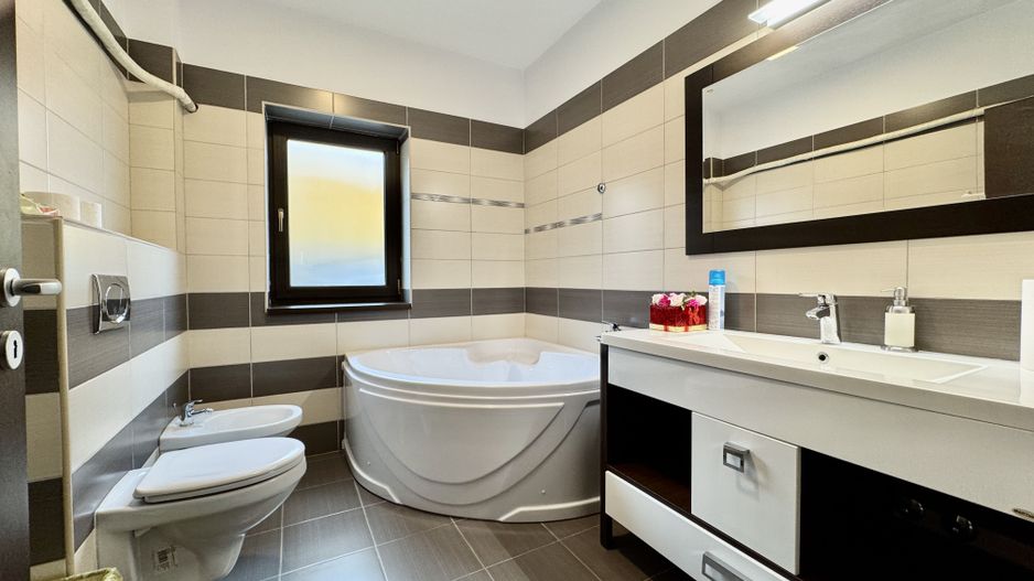 Spațiu de birou complet echipat – 115 mp, 3 birouri, 3 grupuri sanitar - Poză 20