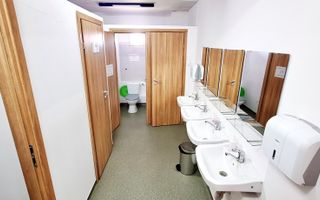 Oferim spre inchiriere, Cladire ideala pentru Clinica, Centru medical etc - Poză 18
