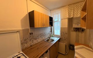 Apartament 2 camere centrală termică si calorifere noi Mihai Viteazu - Poză 5