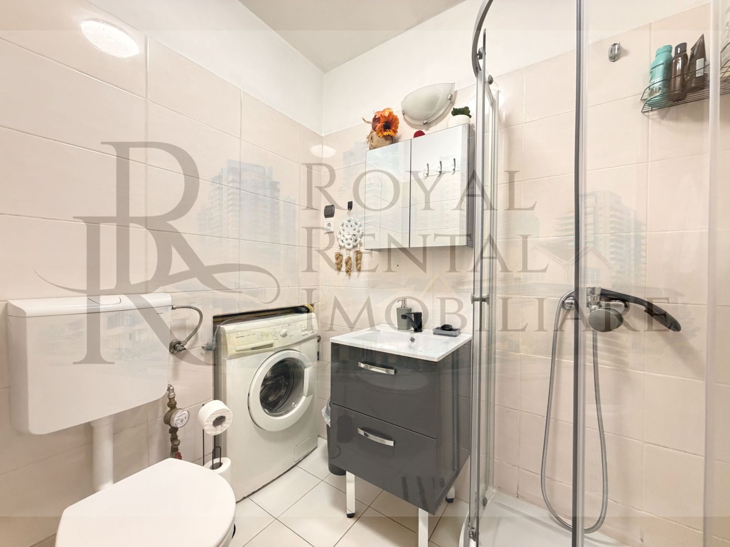 2 Camere Ultracentral | Zona Ferdinand | Modern | Curte comună - Poză 8