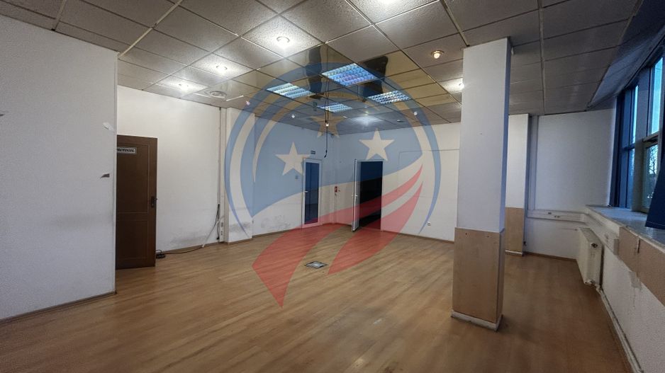 Clădire comercială P+2E, 1000 mp - Poză 8