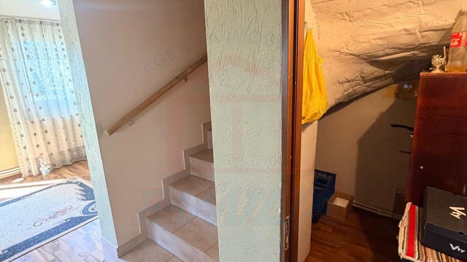 Vanzare casa P+M, Smardan( Galati ), la 2 minute de str.principala - Poză 21