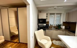 1 camera open space, Modern, Parcare, Hotel Royal, AC Gheorgheni - Poză 8