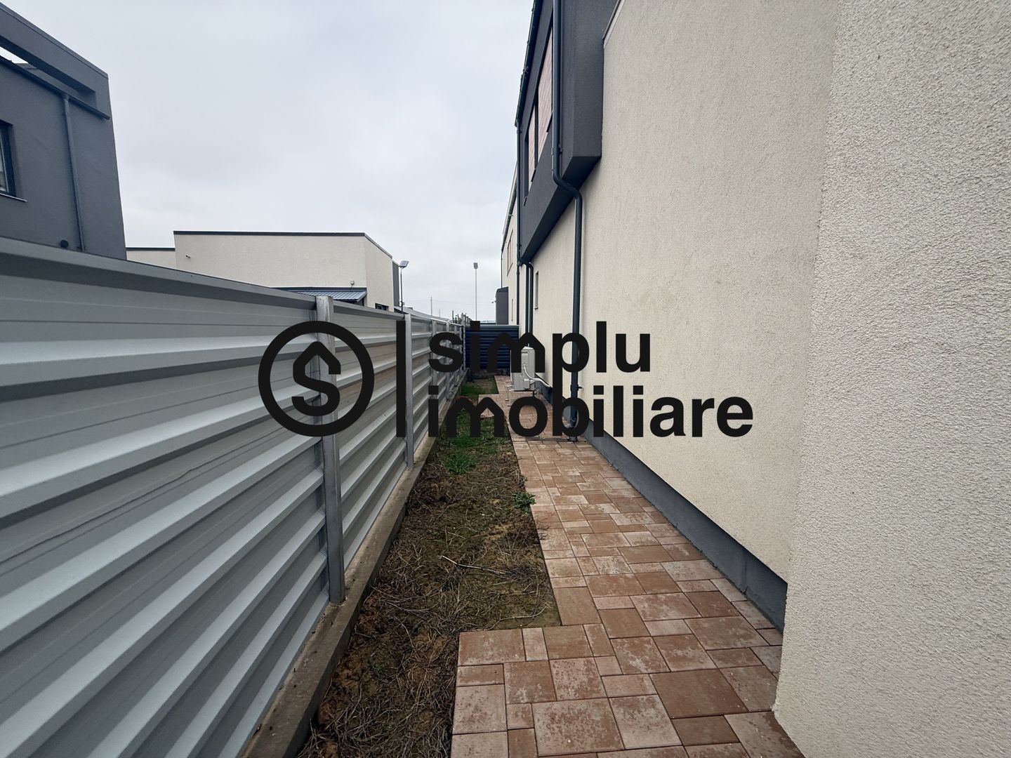 Casa moderna, zona Selgros - 210 000 Euro - Poză 22