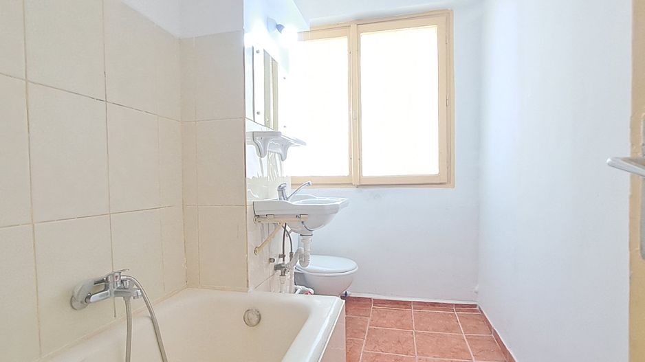 2 camere langa Metrou Eroii Revolutiei - Poză 9