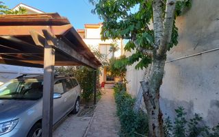 Coiciu | Vila cu toate facilitățile necesare și localizare excelentă! - Poză 4