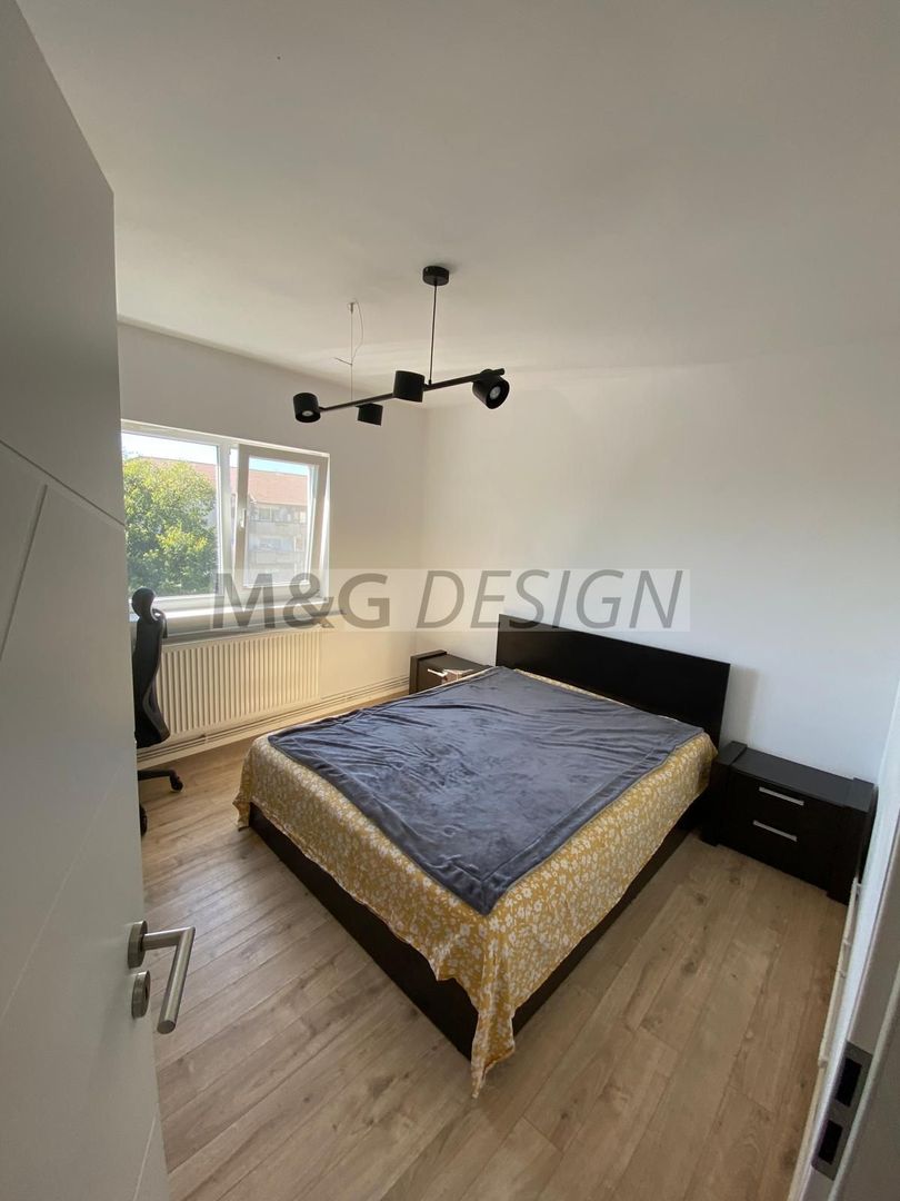 Mircea cel Batran - Bulevardul Cetatii, 2 camere decomandat  renovat - Poză 16