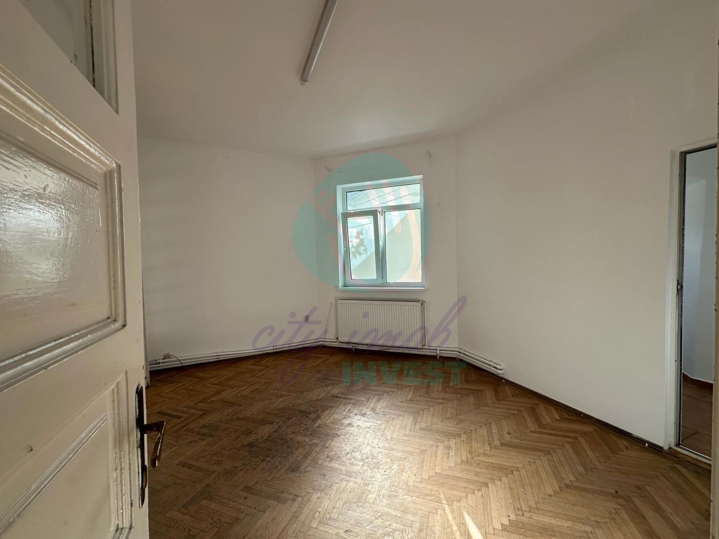 3 camere la vila in zona Calea Calarasilor - Poză 14