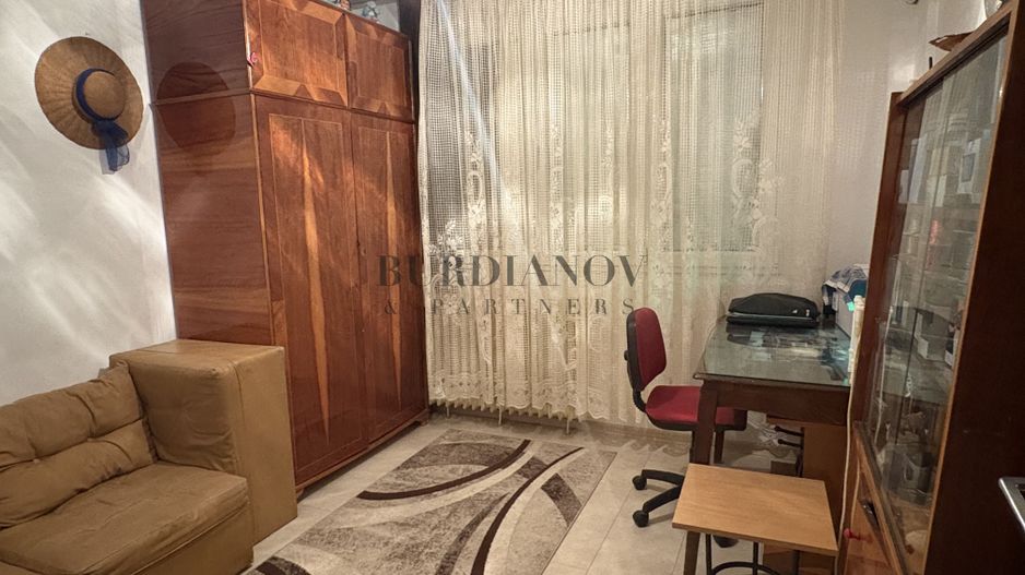 Apartament cu 3 camere de vânzare - 1 Decembrie 1918 - Sector 3 - Poză 10