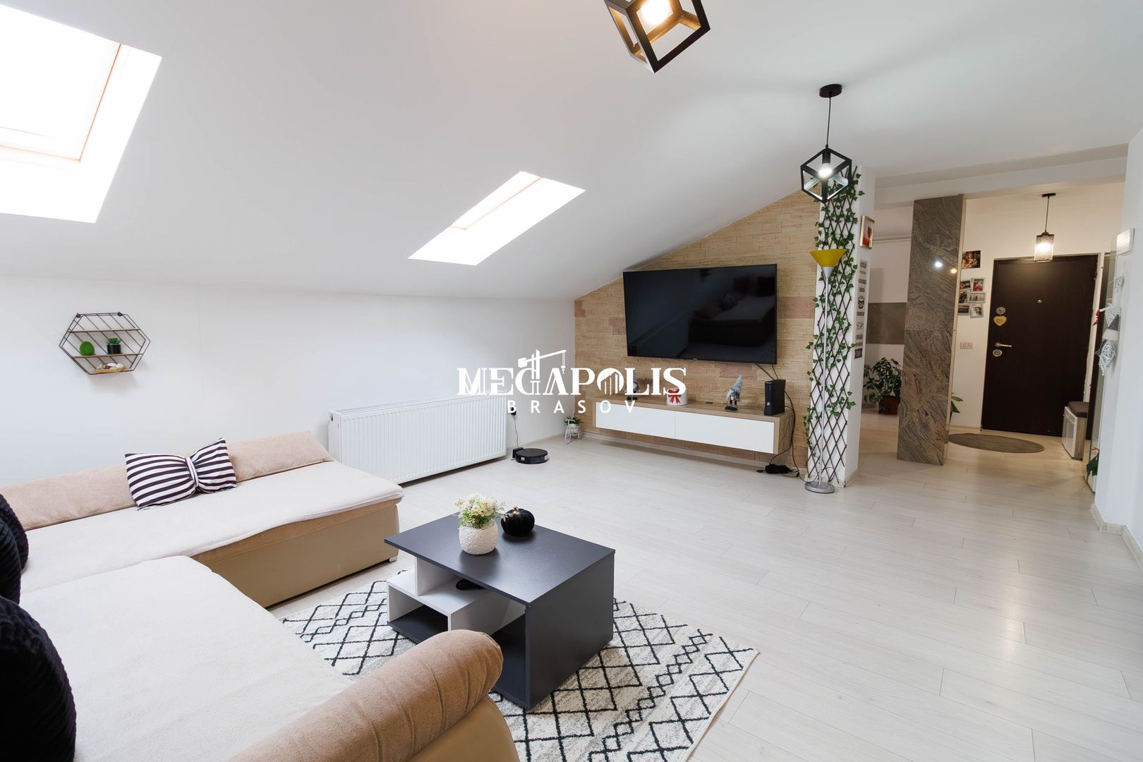 2 Apartamente Tractorul Intabulate 157mp util - Poză 2