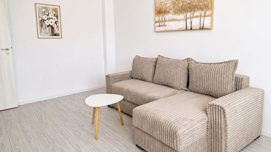 Apartament NOU mobilat 2 camere Dec 48 mp Bucium Visan 92000 euro - Poză 3