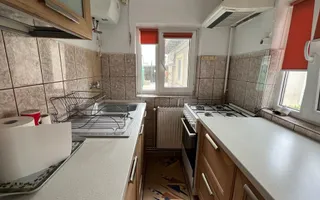 Dacia - Casa  4 camere, mobilată și utilată - Poză 14