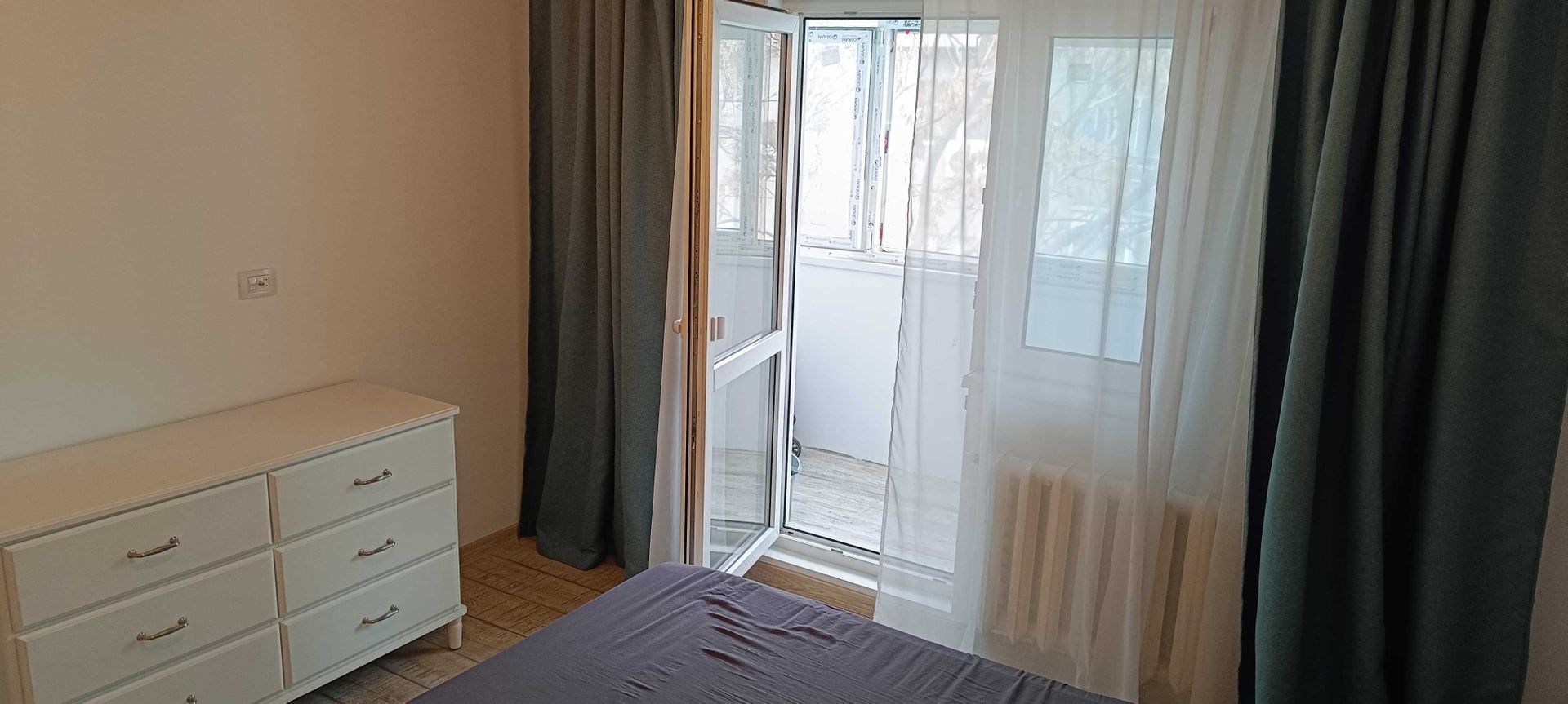 De vanzare Apartament 3 camere  Gorjului - Poză 4