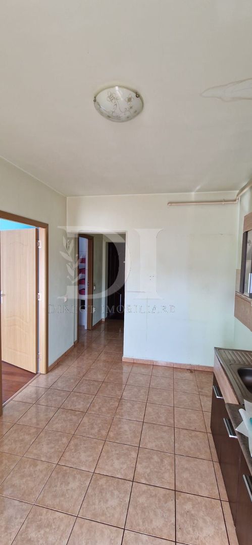 Apartament cu o camera -Eroilor Floresti - Poză 6